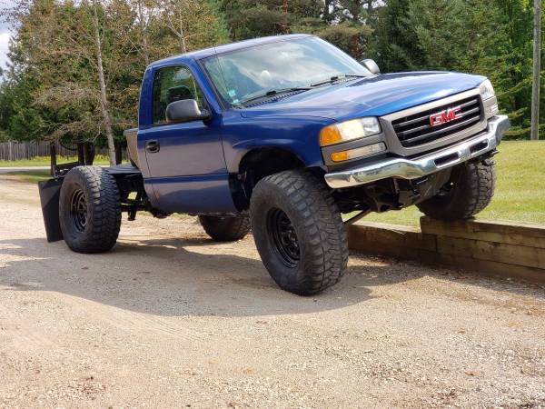 2004 GMC Sierra Mud Truck for Sale - (MI)